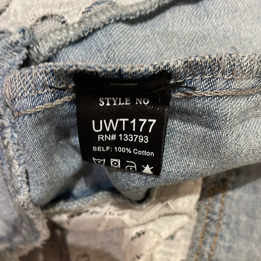 POL Denim Jacket NWT - 1 Size Small left - Picture 5 of 6